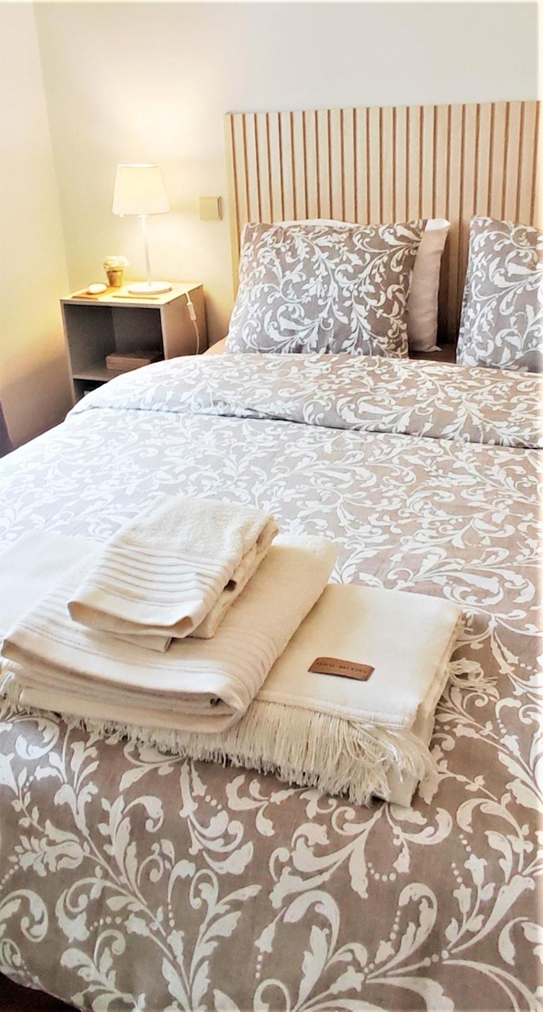 Liras House Apartemen *